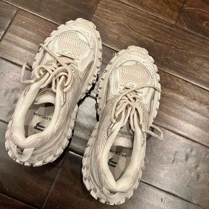 Balenciaga defenders